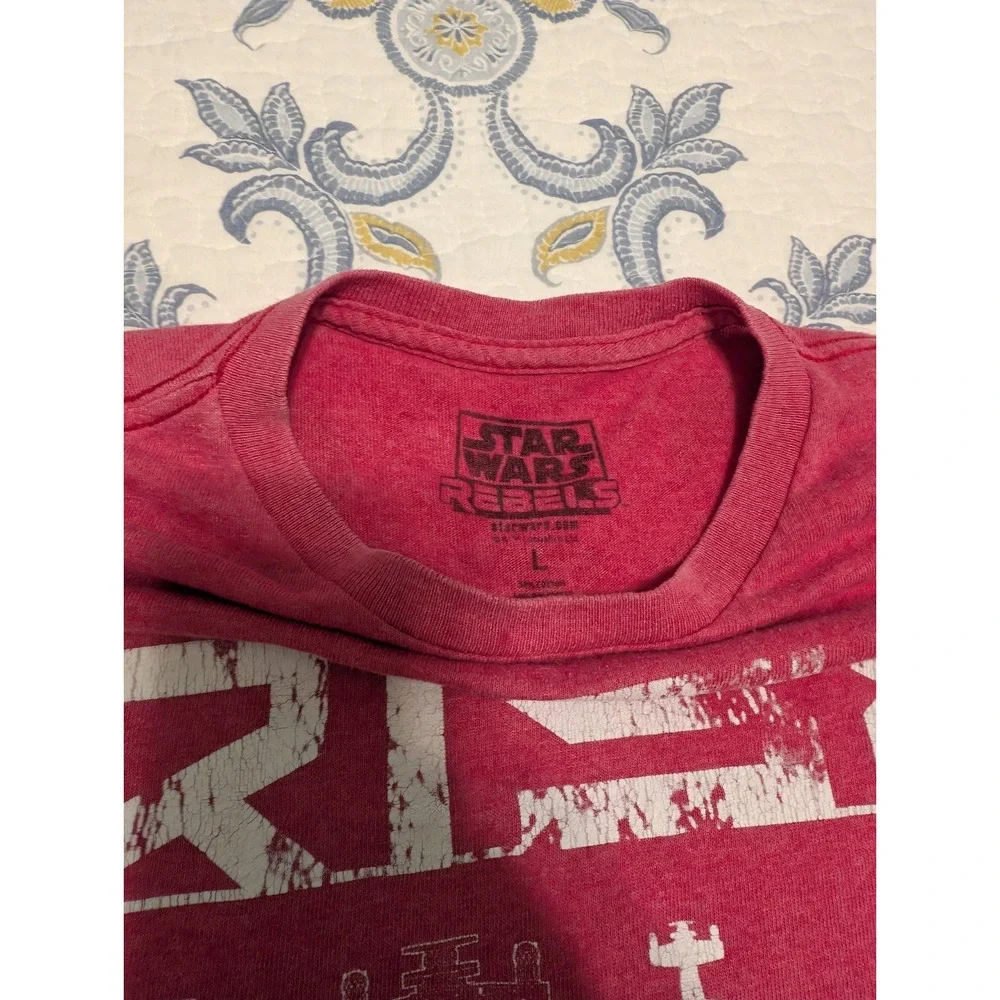 Star Wars Red Distressed Rise Graphic T-Shirt Clothing Size Large